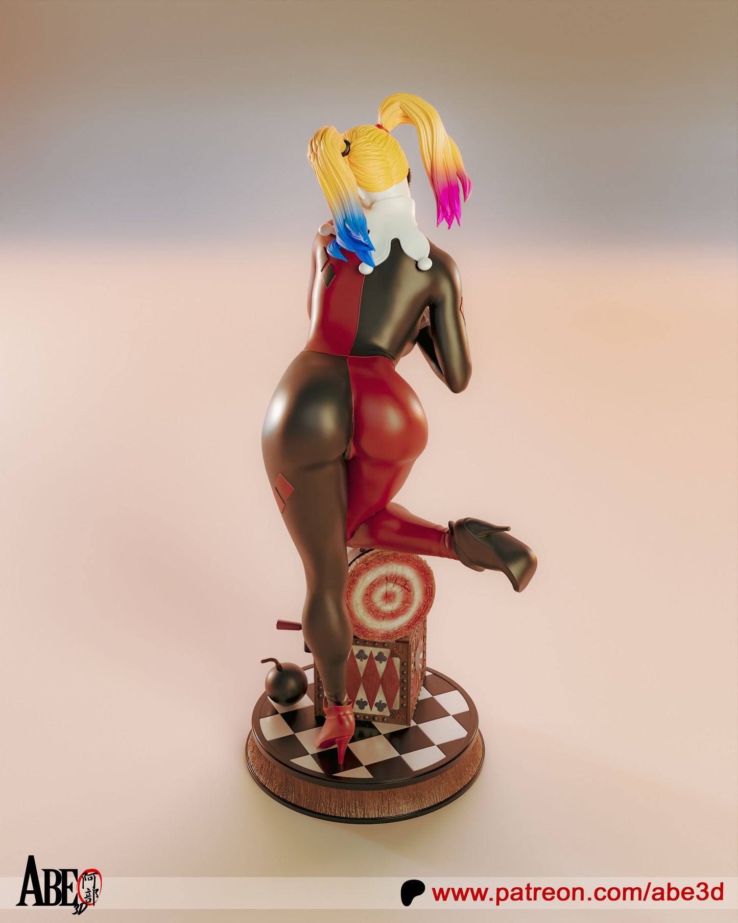Harley Quinn Statue