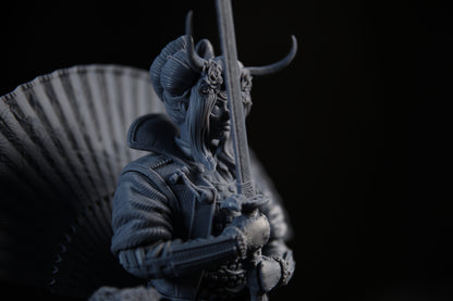 Himiko - Premium Bust And Jewerly Box