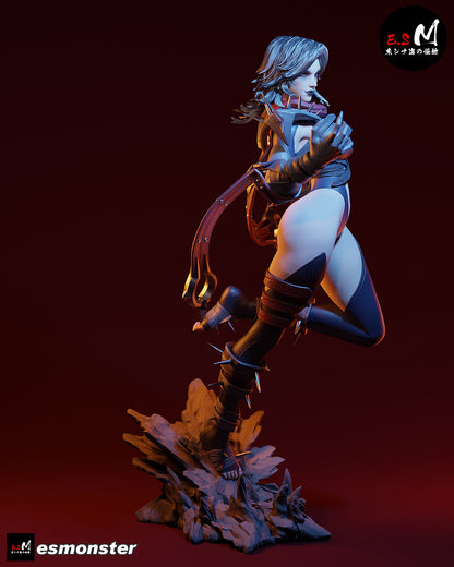 Malicious Invisible Woman (Pose 2) Statue