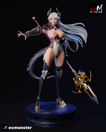 Luna Statue