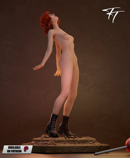 Leeloo Statue