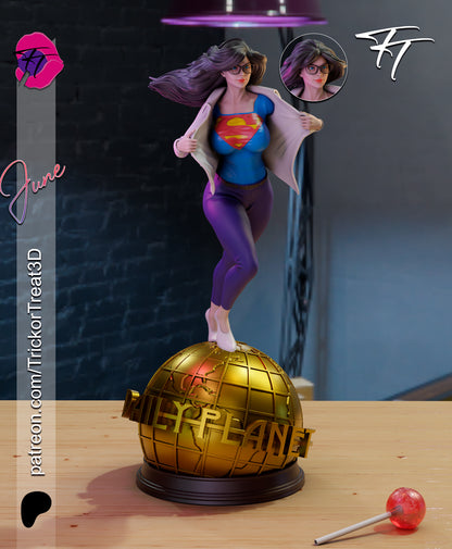 Lois Lane Statue