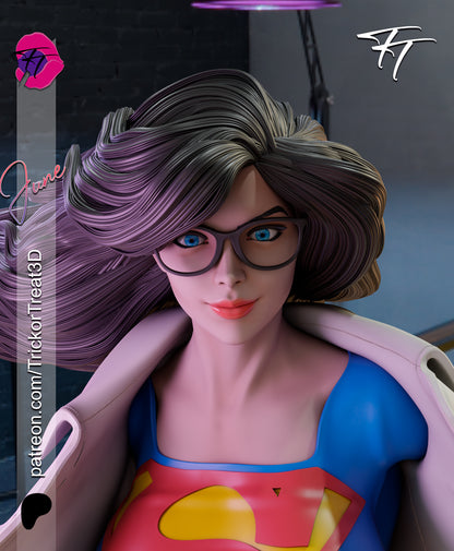 Lois Lane Statue