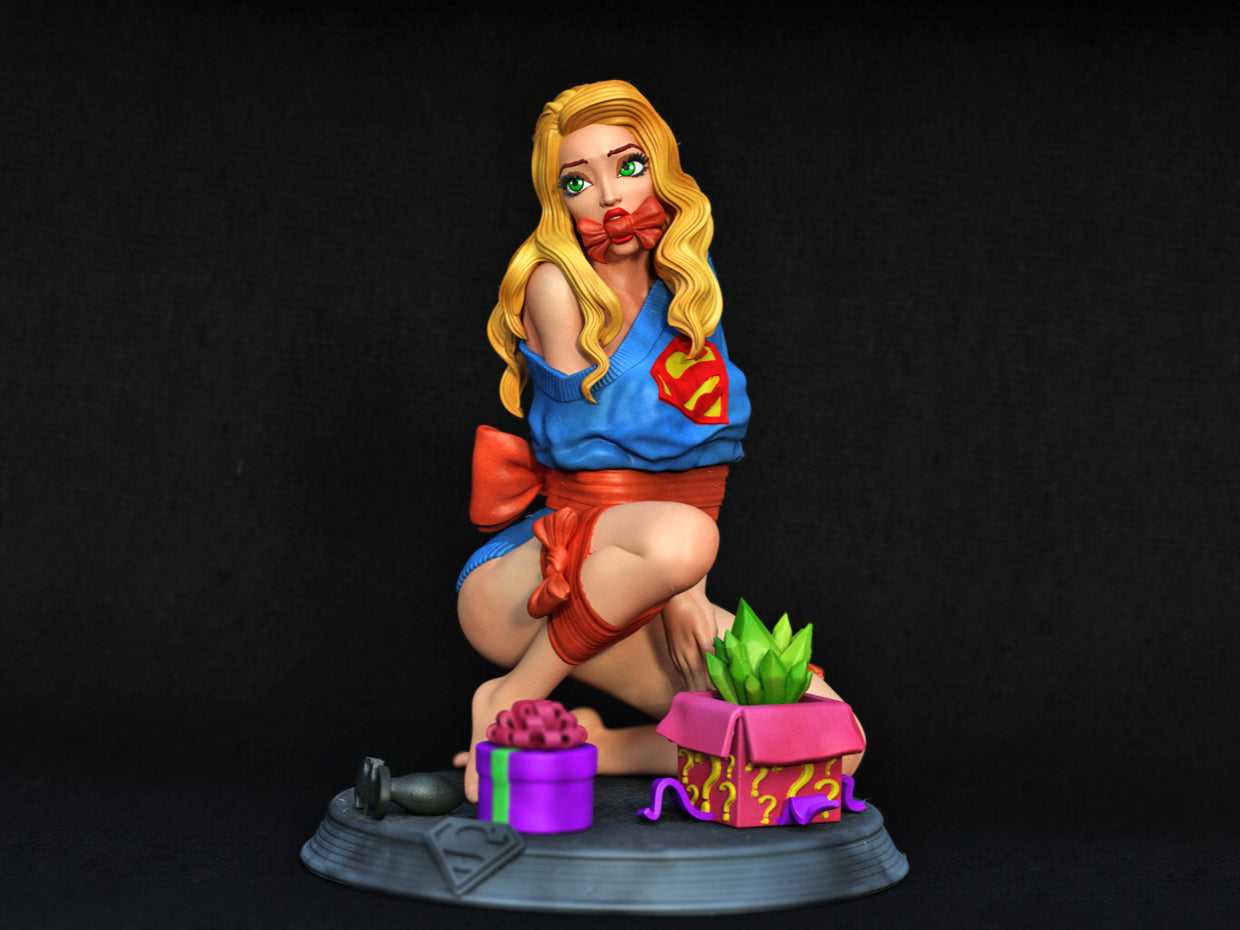 Supergirl Gift Statue 3D-Printed Kit