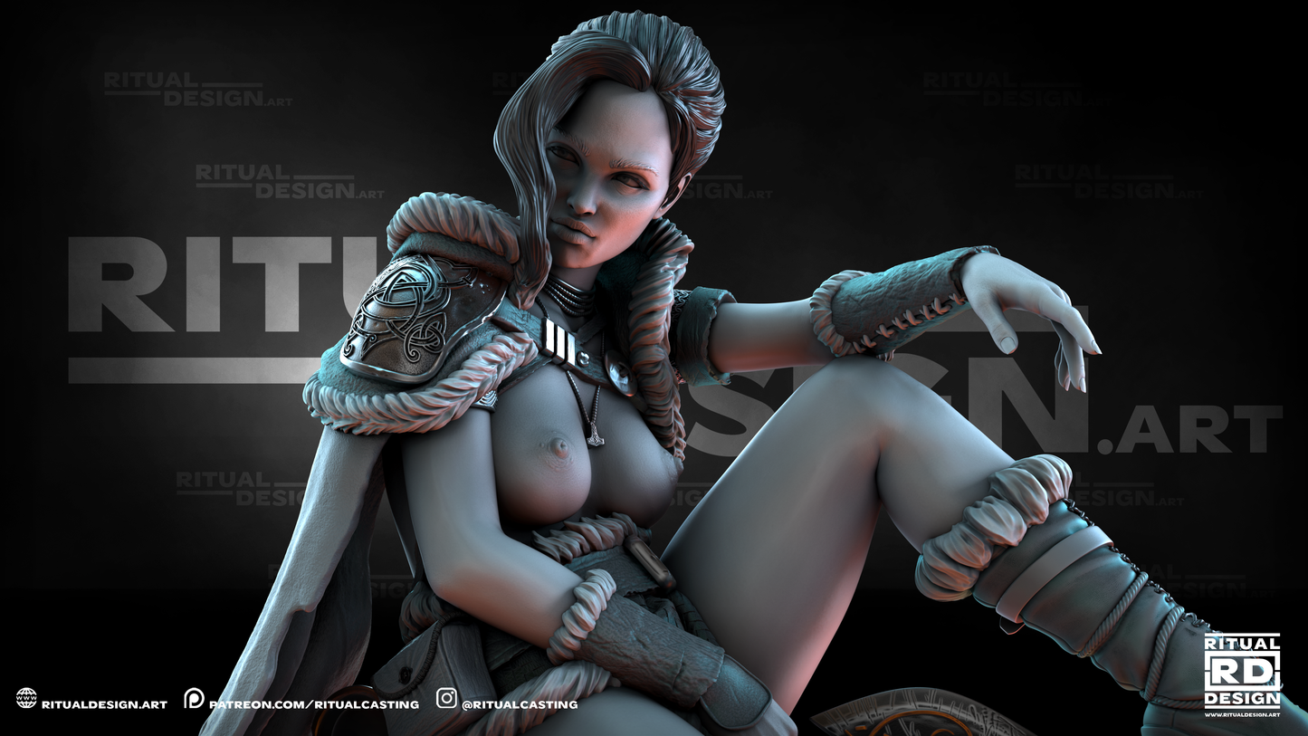 Gunnhild V2 Statue