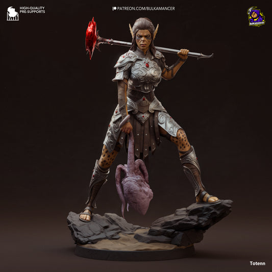 Lae'zel Statue