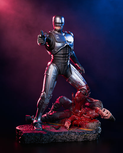 Robocop Statue
