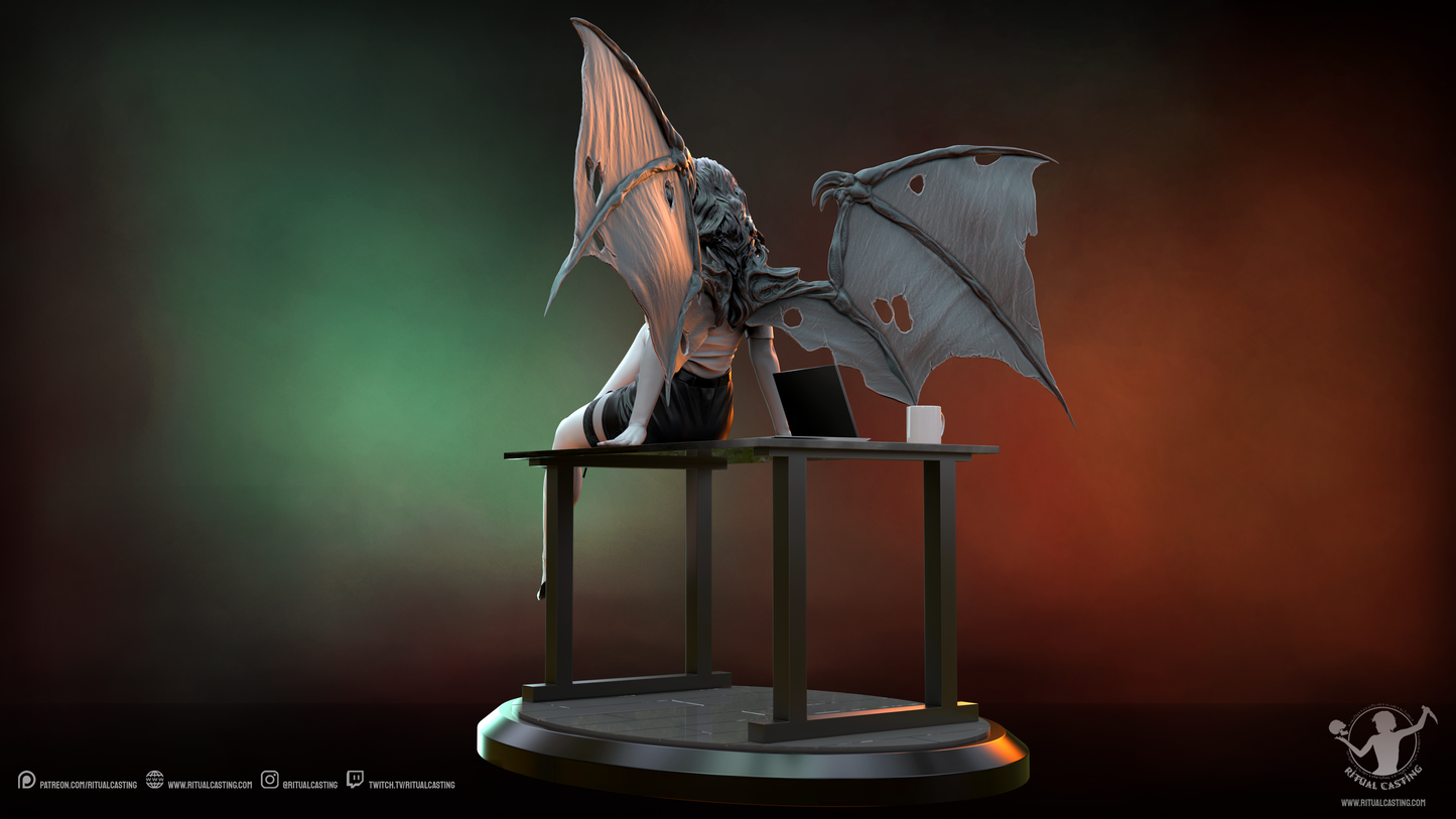 Sarysa V2 Statue