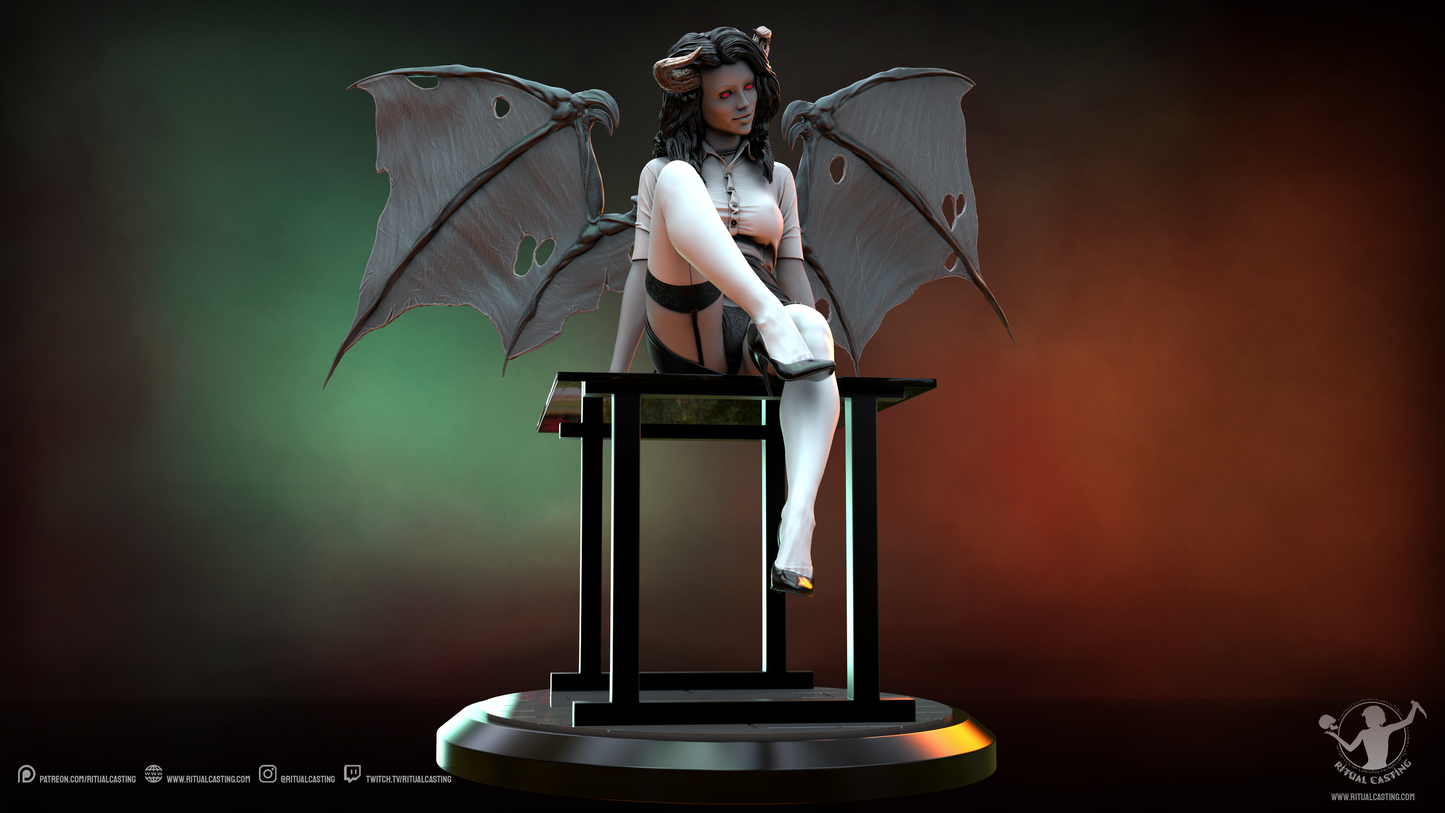 Sarysa V2 Statue