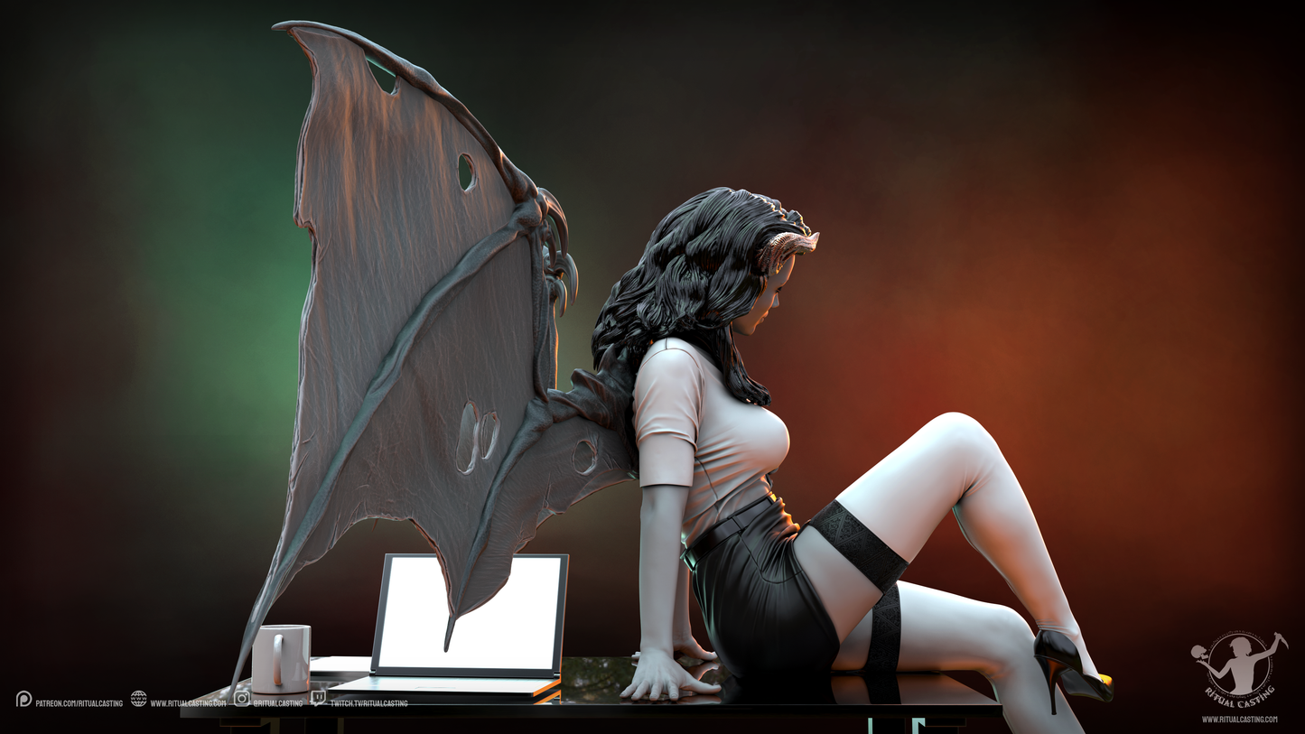 Sarysa V2 Statue